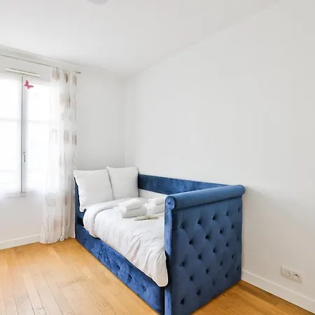 - La Defense - 2 Bedrooms